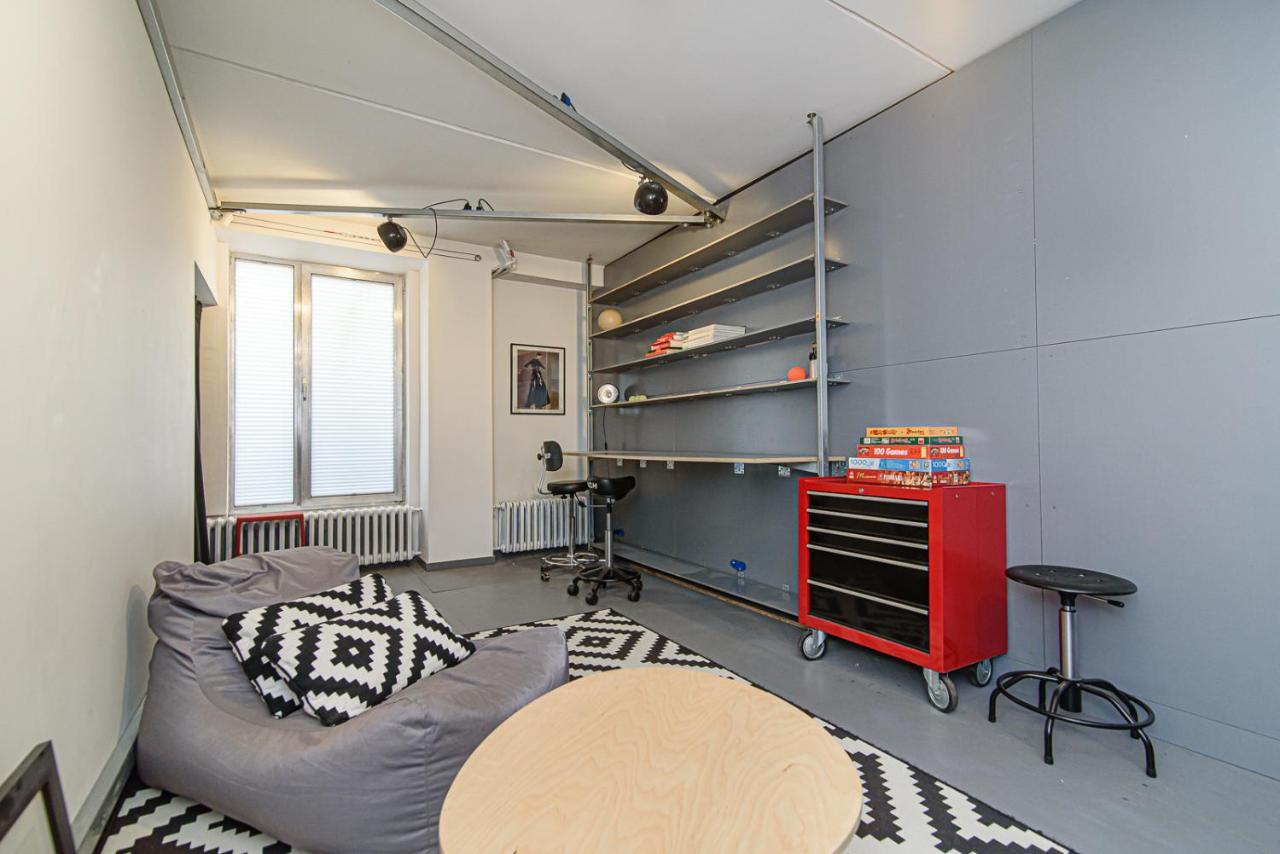 Apartment Hidden Submarine