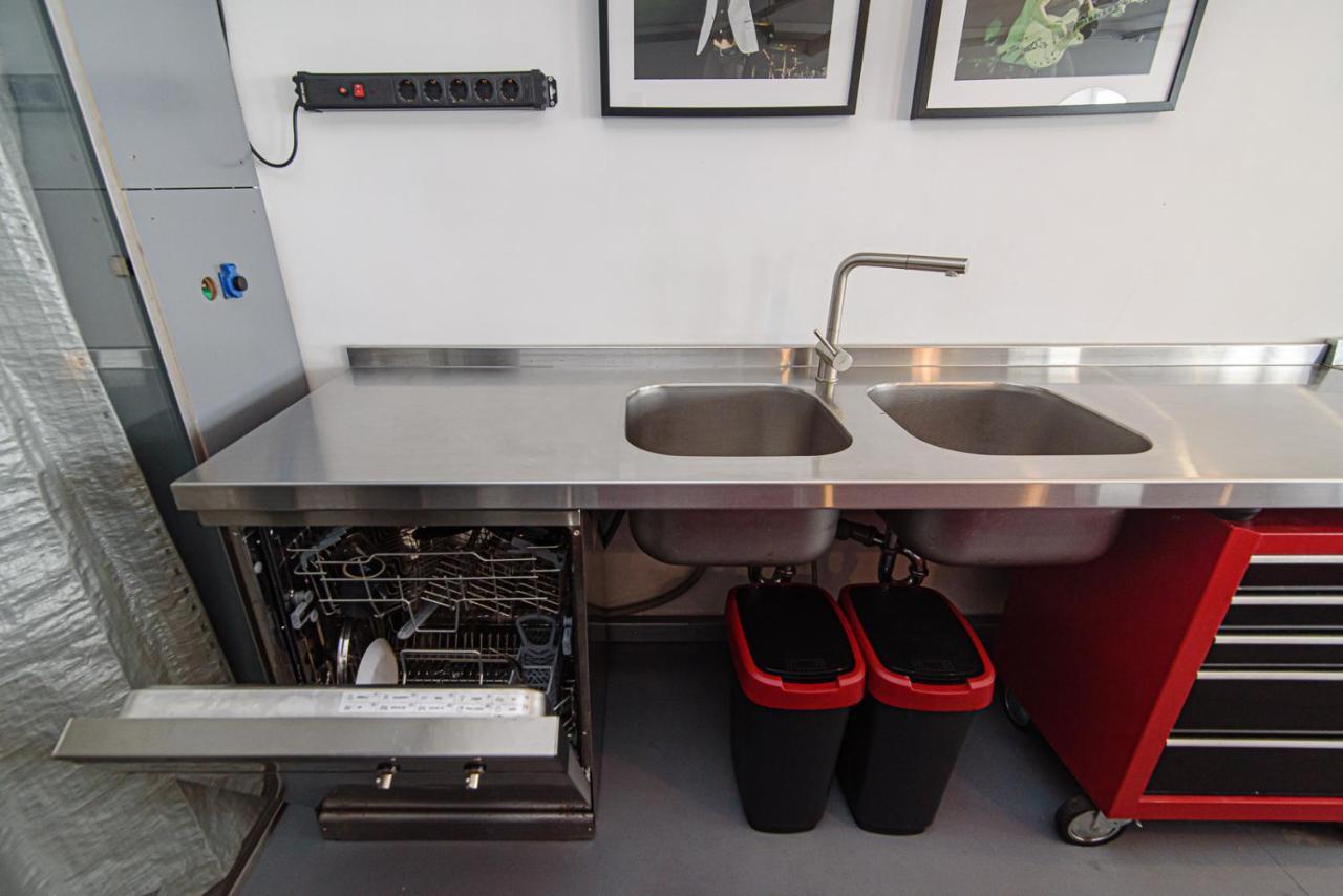 Apartment Hidden Submarine *
