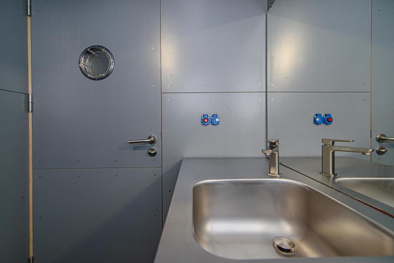 Hidden Submarine Apartment Vilnius